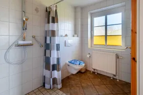 Maashof Godewind Vacation Apartment in Husum for up to 6 people - Image 3