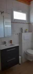 Pleasant gite for 3, in private grounds with swimming pool - Image 2