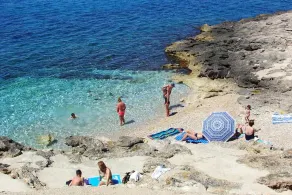 Apartamento em Ivan Dolac (Hvar), capacidade 2 + 1 - Image 3
