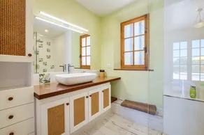 Villa 'Propriété Fontaine Margo' : une vue sur la campagne pour une retraite paisible - Image 3