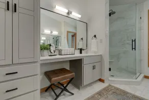 Luxury Bluff Retreat • 10 Minutes to Downtown - Image 3