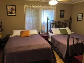 Steve & Katie Riley Guest House, Breaux Bridge, 2 Bd, 1. 5 Ba-kunstnere velkommen! - Image 5