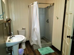Lynnhurst Resort - Motel Unit 8 on Beautiful Kentucky Lake! - Image 4