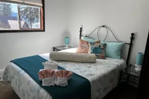 Kelli's Harbor Suites - In Auke Bay Walking Community - DISCOUNT ON TOURS - Image 5