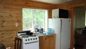 3-bedroom cottage #1 with jet tub - Image 4