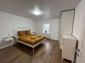 Semi-detached house - Image 5