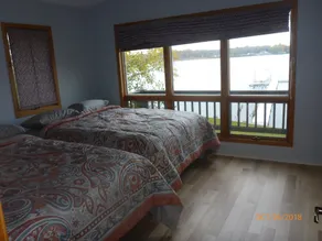 Portage Lakefront - Great View & Location - 5 Bedrooms - 3 Baths - 2 Car Garage - Image 5