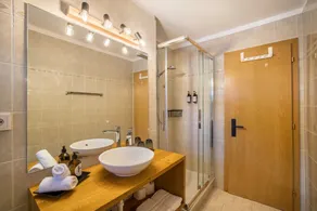 Apartamento \"Mountain Residence Kasern Nr 2\" con vistas a la montaña, jardín y balcón - Image 4