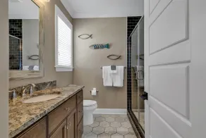 5-bedroom Vacation Home Just a Short Walk to Ocean, Elevator, Heated Pool - Image 3