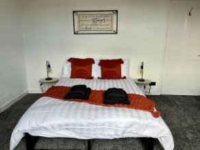 Charming Seaside home. sleeps 4 with free parking - Image 5