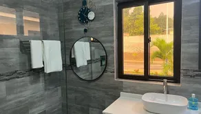Honey Cove Luxury Villa w/pool-5 mins away from Ocho Rios town. - Image 2
