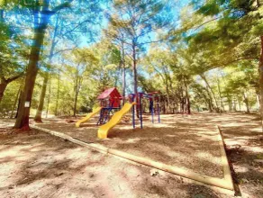 Riverfront home with hot tub, playground, kayaks, and amazing panoramic views! - Image 2
