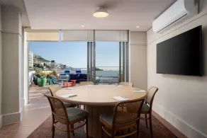 Home Suite Hotels Sea Point - Image 3