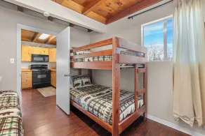 Honey Bear Cabin - Image 4