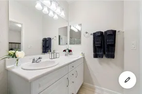 cheerful 4 bedroom with beautyfull back yard - Image 4