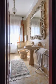 Charmerende villa i venetiansk stil med have og gårdhave, gratis park og gratis trådløs internetadgang - Image 2