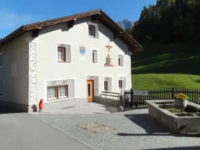 Apartment Ferienwohnung Chasa Quadra in Tarasp - 6 Persons, 3 Bedrooms - Image 2