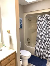 Beautiful, secluded ranch home with 3 bdrm and 2 ba - Image 5