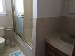 Neu renovierte geräumige 3-Zimmer-Wohnung am Silver Lake - Schritte zum Strand - Image 5