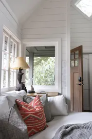 Adirondack Cottage: Designer Artists Studio, Walk To Town, Pet Friendly - Image 5