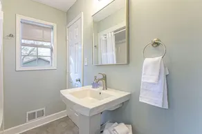 4BR Ranch • 1 Mile to Downtown Cartersville - Image 5