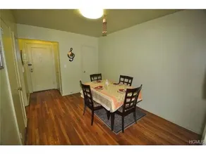 Cozy Appartment - Image 2