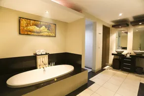 FLASH DEAL! Family Villa Near Canggu with Balinese Experience - Image 3