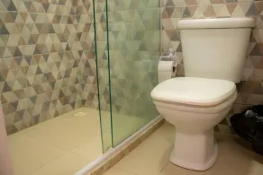 Luxurious guesthouse and 2 vacation homes, 30 meters from the sea, Wi-Fi, air conditioning. - Image 4