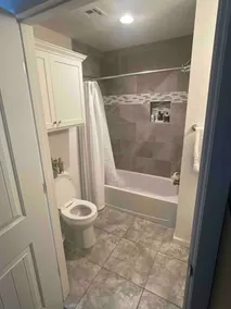 Perfect Oasis. NEW Home Away from Home with COVERED PARKING-Close to everything - Image 4