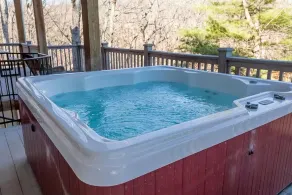 Unique Massanutten Lodge, Hot Tub, Game Room w/foosball and Gorgeous Views!! - Image 2