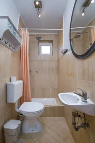 Villa Vera Apt 1 - in House with Pool - Image 3