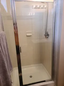 Cozy private bedroom and bathroom - Image 2