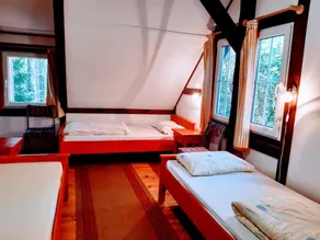 Large house with private garden and sauna - Image 5