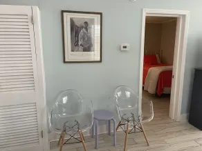 Votre escapade parfaite sur l'île! Nous sommes à seulement 250 mètres de la plage !! - Image 4