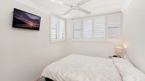 Oceanic Apartments Unit 13 Stunning Ocean Views - Image 5