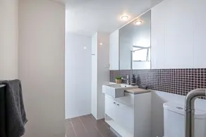 Stadium Vue, 3Bd,Riverview Pool, 300m to S/Stadium - Image 3