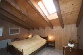 Chalet Häsi 3 (4) room attic apartment - Image 2
