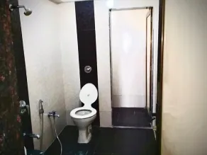Appartement avec 4 BHK - Image 3