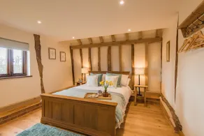 The Thatched Barn -  a holiday let that sleeps 2 guests  in 1 bedroom - Image 5