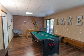Young@Hart is a Lakefront home w/ Covered Dock, Game Room, 4 Kayaks & Hot Tub!! - Image 3