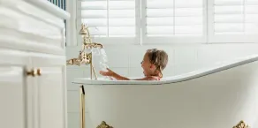 Stunning Luxury Waterfront Home—Private Beach, Fire Pit, Dock, Boat Slip, 8 Adults & 8 Kids! - Image 2