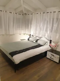 Luxurious rooftop 2 bedrooms+terrace apartment suitable for a couples / families - Image 4
