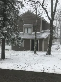 Hidden Valley -1 BR w/ Loft -2 Min. walk to Pool/Ten - Image 5