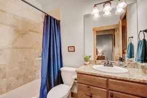 VIEWS! Luxury Cabin. HotTub. Near Red Rocks, Parks & Trails. Sleeps 8 - Image 5