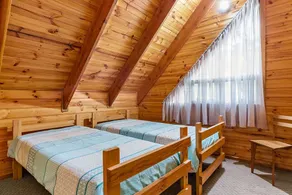 Stunning holiday home that has you feeling like you are in a Swiss chalet - Image 4