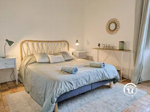 Charmante maison de maître au bord d'un étang avec activités et équipements familiaux à Cossé-le-Vivien - Image 5