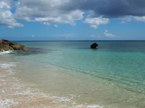Beachfront penthouse, Speightstown, stunning West Coast, full AC, near amenities - Image 2