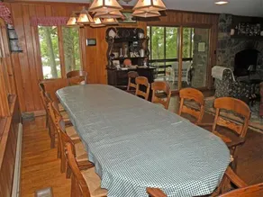 \"Glendalough\"<br>Weite Wasser- und Bergblicke, privater Rückzugsort! Free Wifi, Whirlpool, Billardtisch, Schlafmöglichkeiten für 16! - Image 3