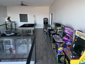 #TheMonopolyHouse-Private acreage /Bar/Arcade/Gym/HotTub/Sauna/Sports court/golf - Image 2