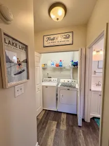 Gorgeous waterfront 2 bed 2 bath condo full amenities Mariners Landing resort - Image 2